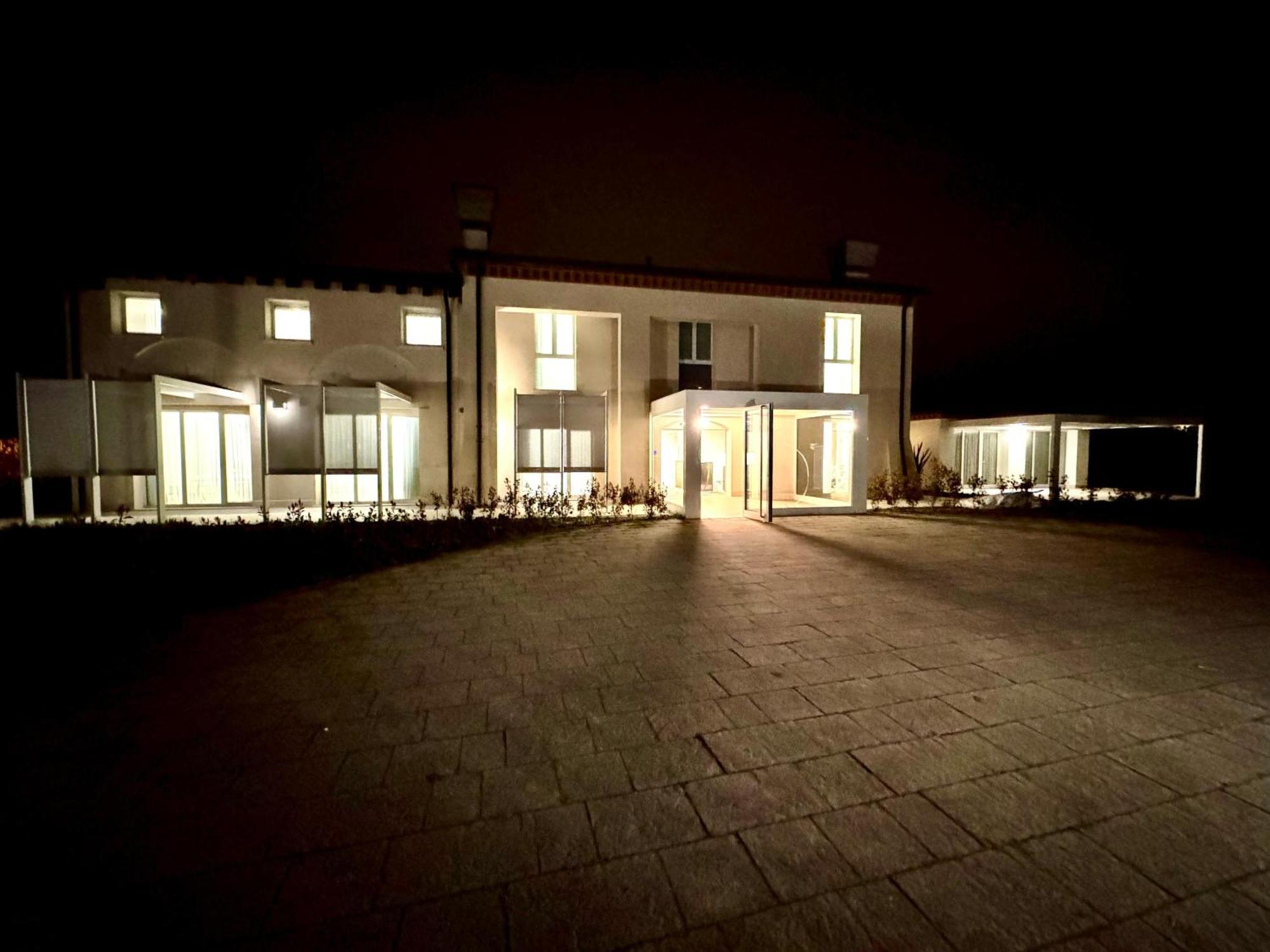 Hotel Villa Mary Santa Maria Di Sala Exterior photo